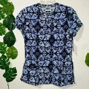 Strictly Scrubs V-Neck Top XS